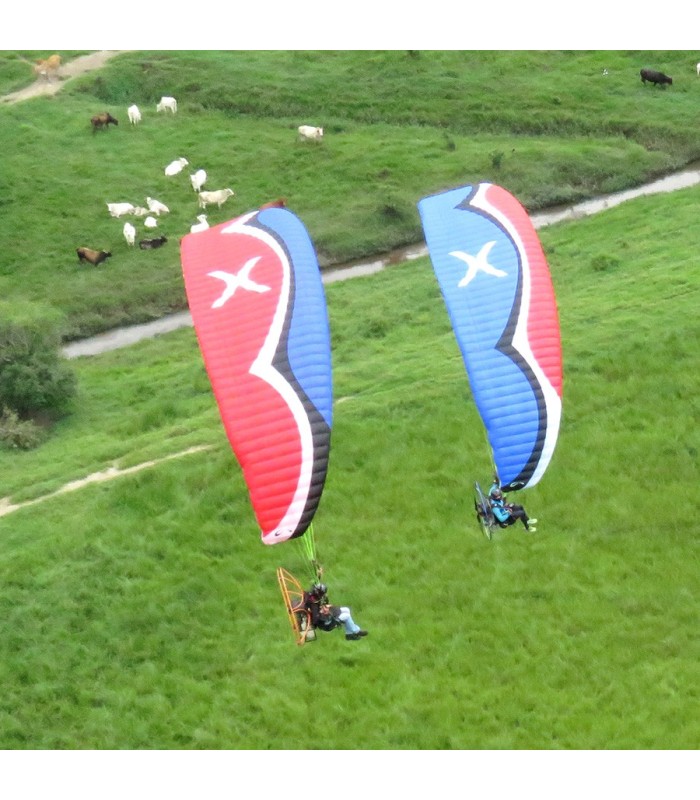 aile de paramoteur effect xt de la marque sol  paragliders