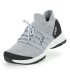Chaussures Wander grises de la marque UYN
