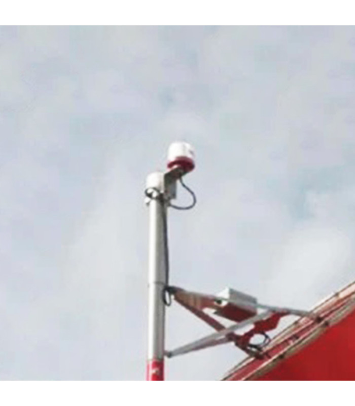 LED top-mast obstacle beacon