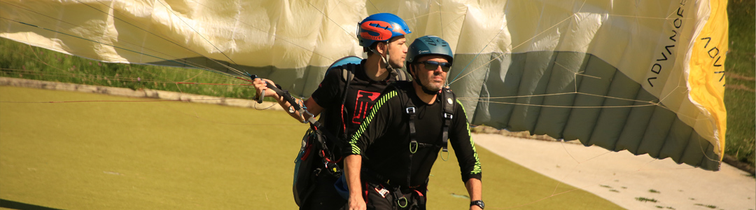 Baptême Sensation de l'école de parapente Air et Aventure Académie