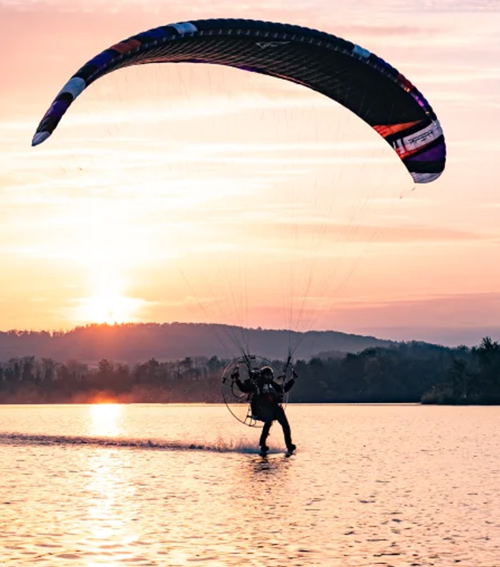 Ailes de Paramoteur