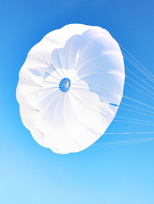 Round reserve parachutes