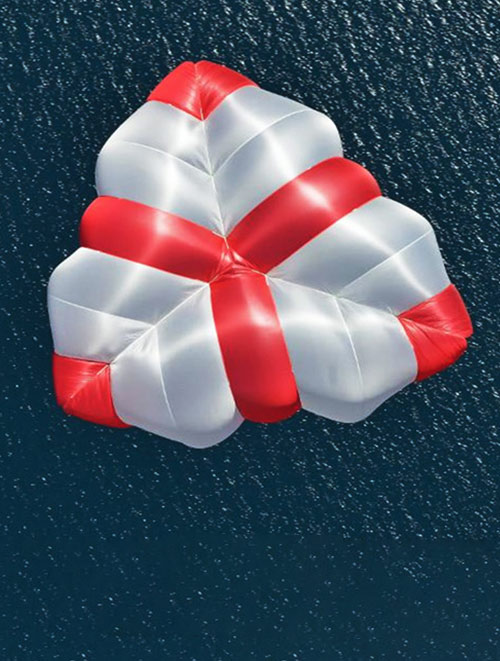 Triangular reserve parachutes