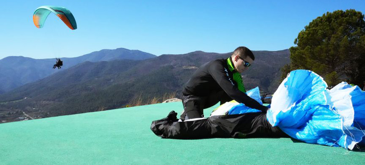 Technique de pliage d’aile de parapente