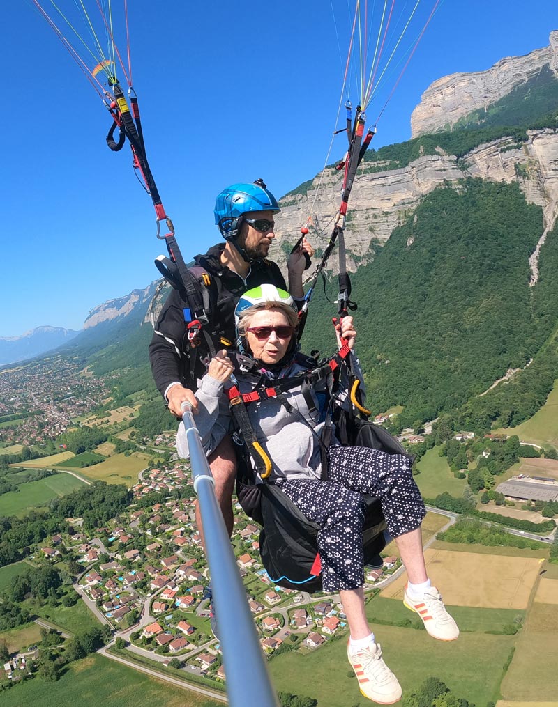 a quel age peut on faire un bapteme de parapente